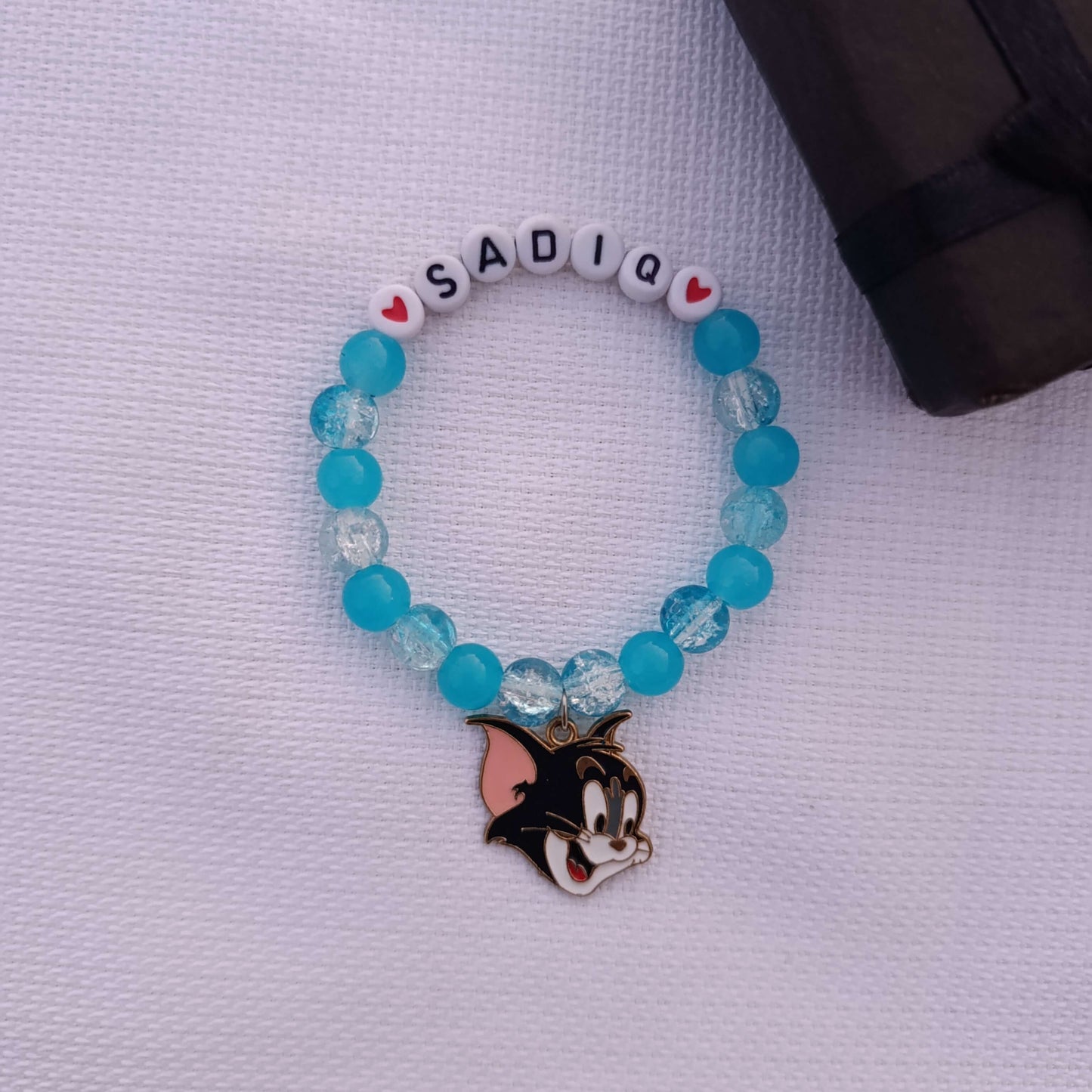 Custom Name Beaded Bracelet with Tom Cat Charm - Available in 8 Colors