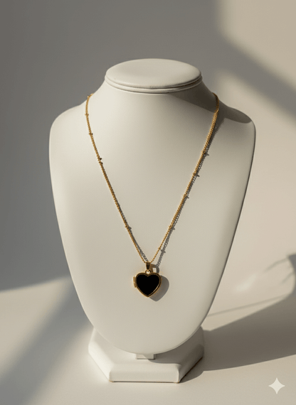 2 in 1 Gold Heart Locket Necklace - Vintage Style Photo Pendant