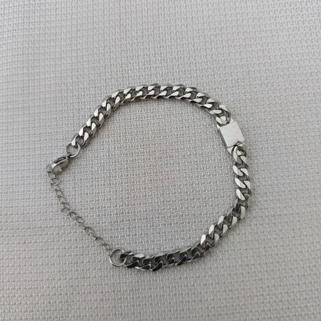 Non Faded Stainless Steel Classic Cuban ID Chain Bracelet, Classic Gold & Sleek Silver, Minimalist ID Wristwear (Adjustable)