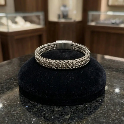 Valiant Franco-Mesh Woven Wristband – Luxury Geometric Magnetic Band