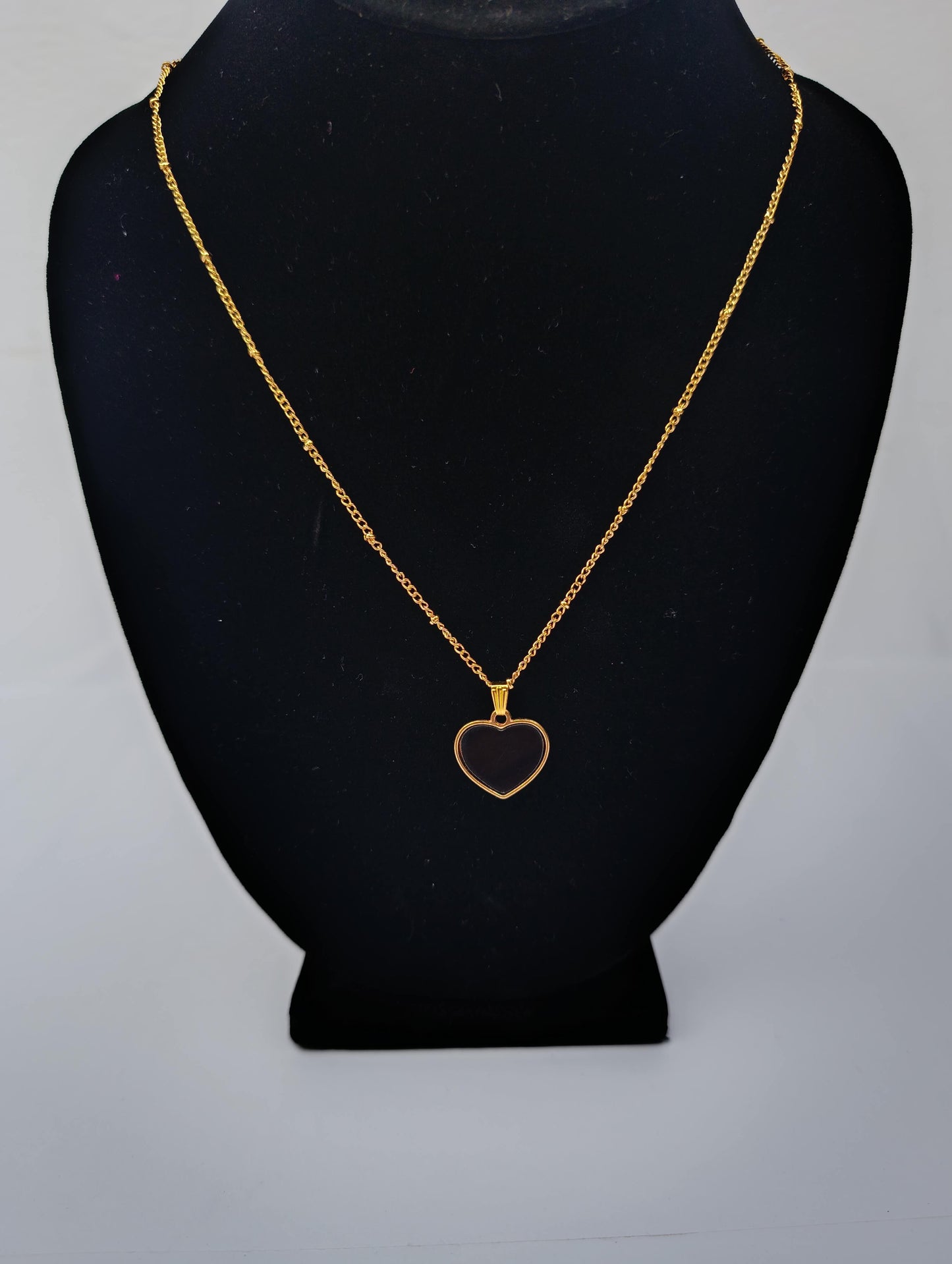 2 in 1 Gold Heart Locket Necklace - Vintage Style Photo Pendant
